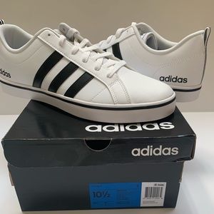 NIB Adidas Men’s VS Pace White Sneaker Size 10.5